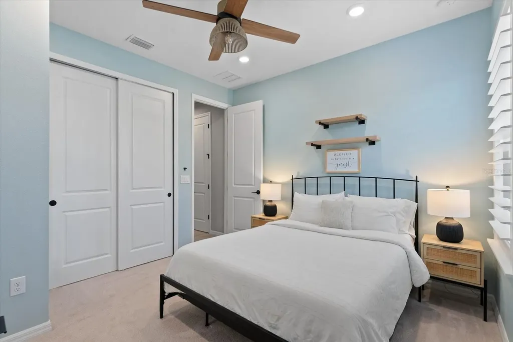 9293 Tequila Sunrise Drive Sarasota FL 34241