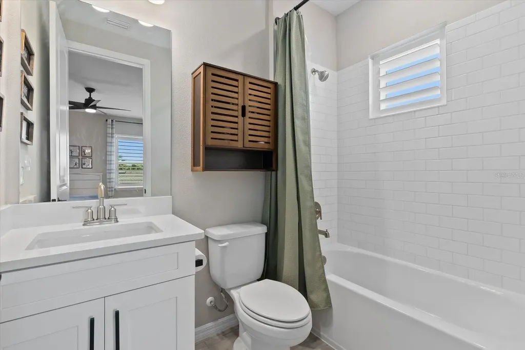 9293 Tequila Sunrise Drive Sarasota FL 34241