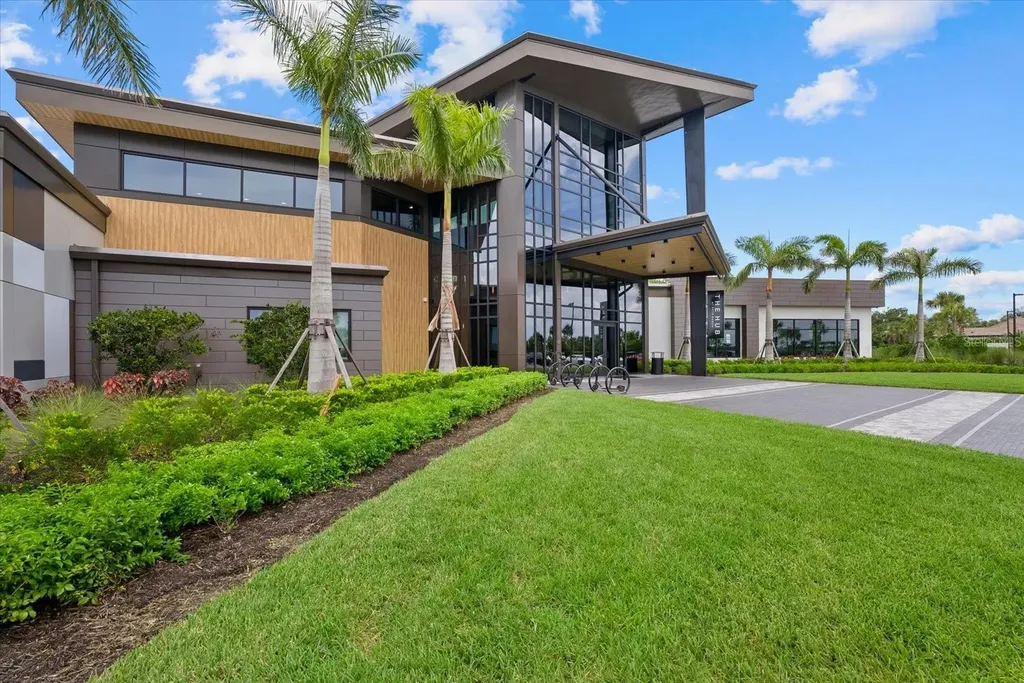 9293 Tequila Sunrise Drive Sarasota FL 34241
