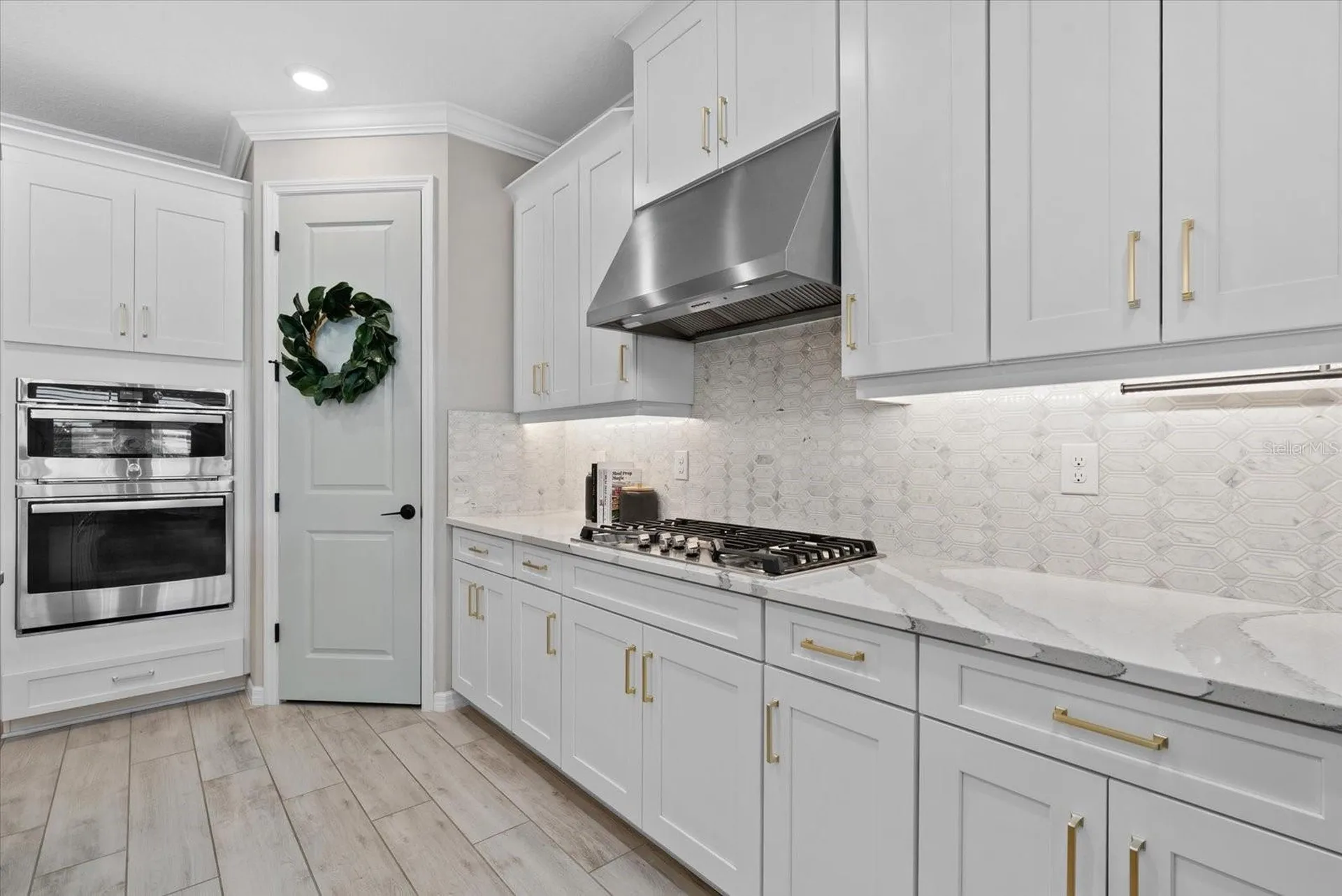 9293 Tequila Sunrise Drive Sarasota FL 34241