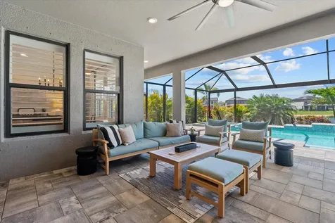 9293 Tequila Sunrise Drive Sarasota FL 34241