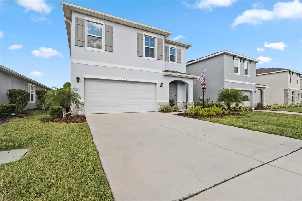 3307 Hilltop Circle Bradenton FL 34211