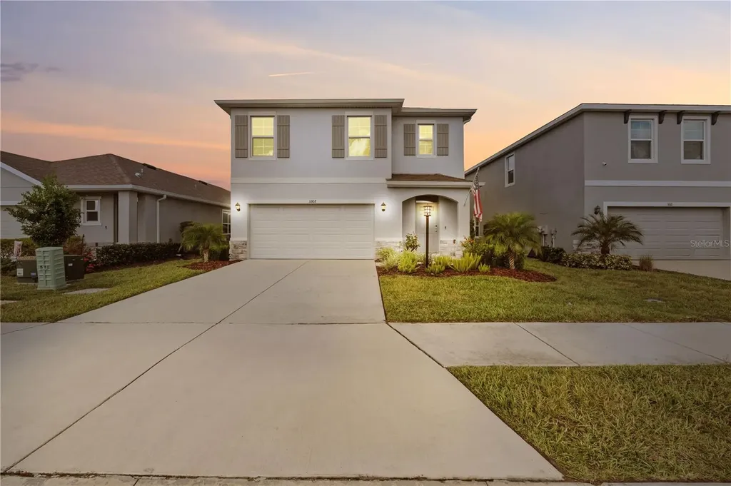 3307 Hilltop Circle Bradenton FL 34211
