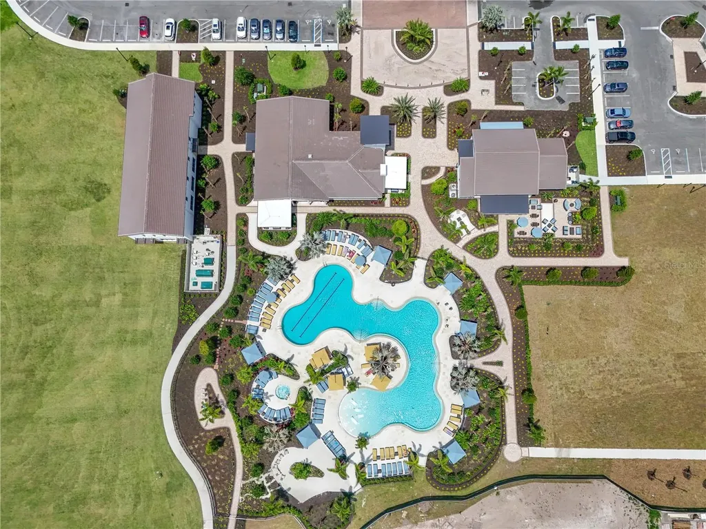 3307 Hilltop Circle Bradenton FL 34211