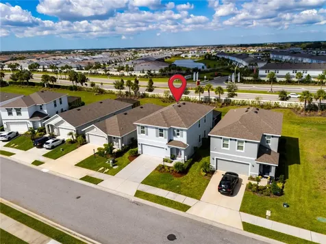 3307 Hilltop Circle Bradenton FL 34211