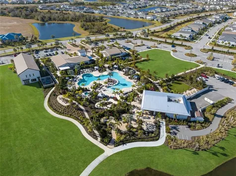 3307 Hilltop Circle Bradenton FL 34211