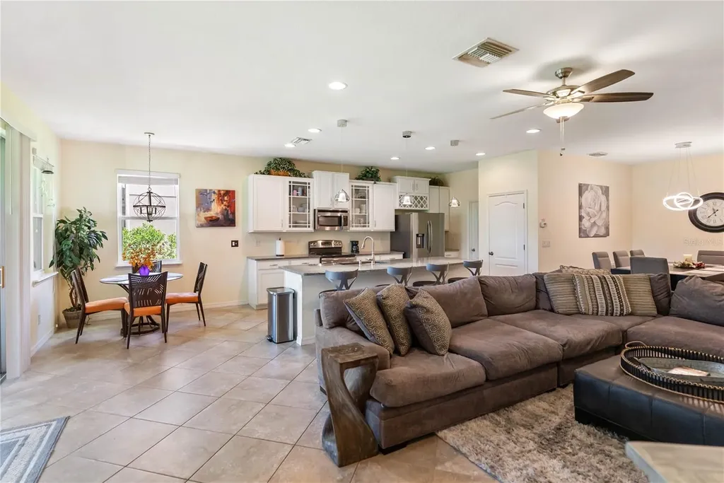6228 35th Court E Bradenton FL 34203