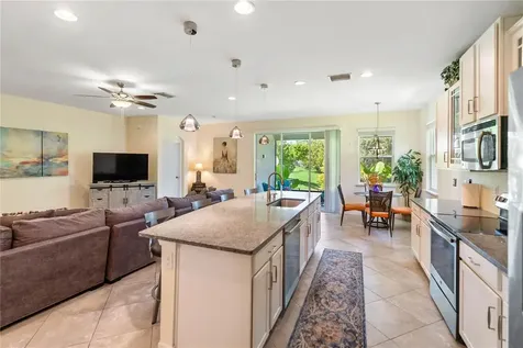 6228 35th Court E Bradenton FL 34203
