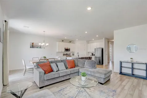 2268 Derwent Drive Davenport FL 33896
