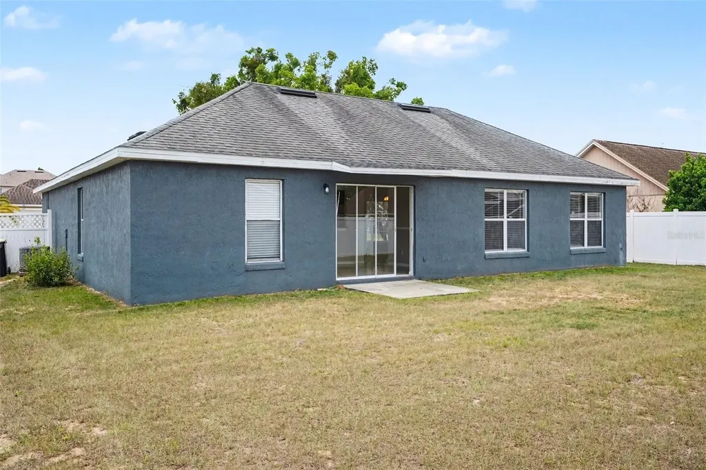 5626 S Loma Vista Court Davenport FL 33896