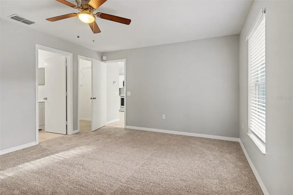 526 N Finch Court Kissimmee FL 34759