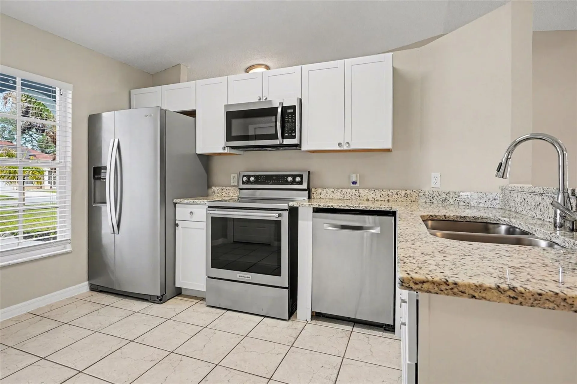 526 N Finch Court Kissimmee FL 34759