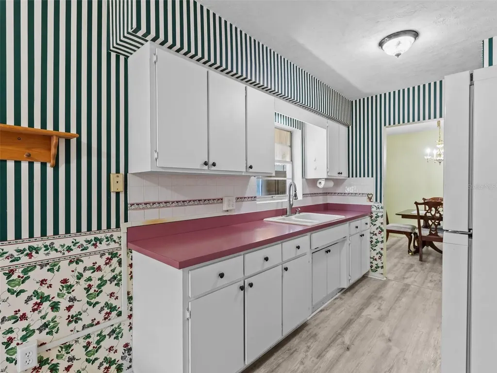 2047 Greenbriar Boulevard Clearwater FL 33763