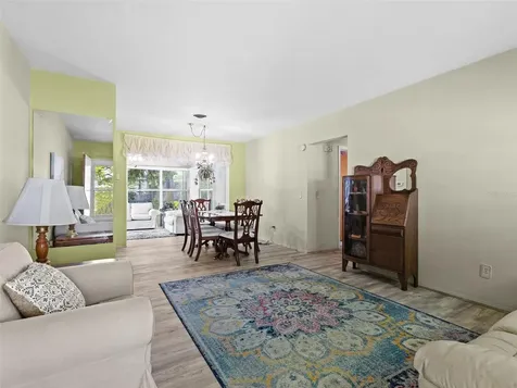 2047 Greenbriar Boulevard Clearwater FL 33763