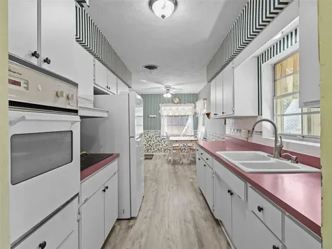 2047 Greenbriar Boulevard Clearwater FL 33763