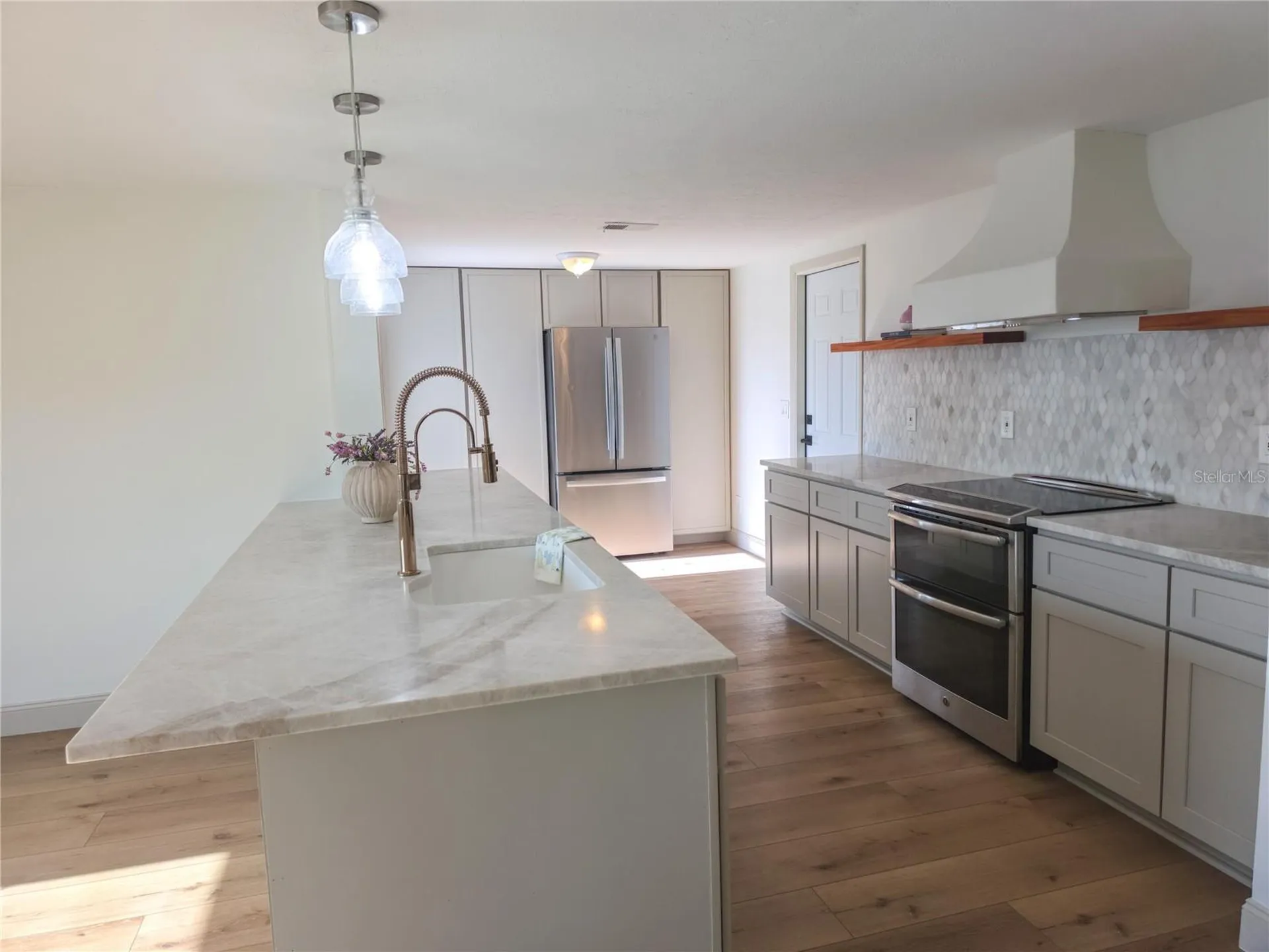 505 Red Mangrove Lane Apollo Beach FL 33572
