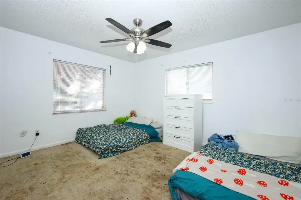 1064 E Normandy Boulevard Deltona FL 32725