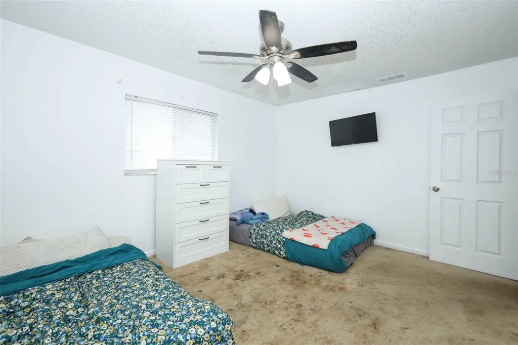 1064 E Normandy Boulevard Deltona FL 32725