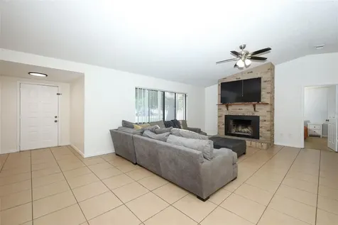 1064 E Normandy Boulevard Deltona FL 32725
