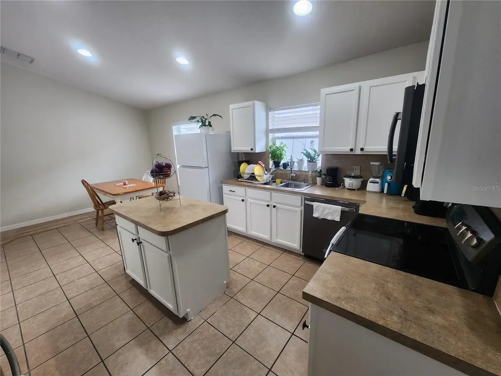 218 Haversham Way Davenport FL 33897