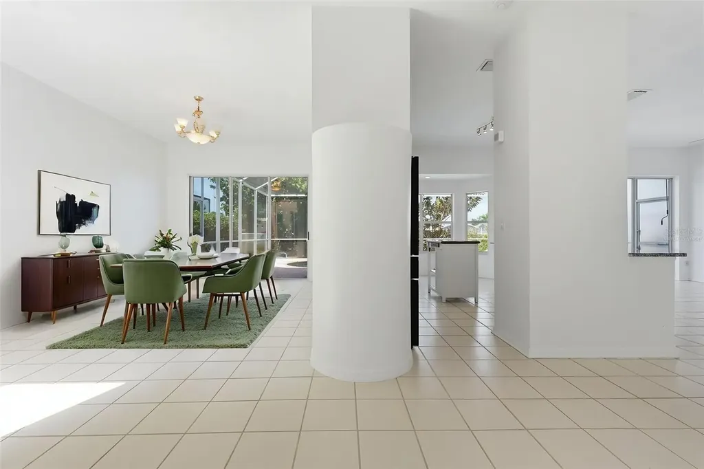 10621 Hatteras Drive Tampa FL 33615