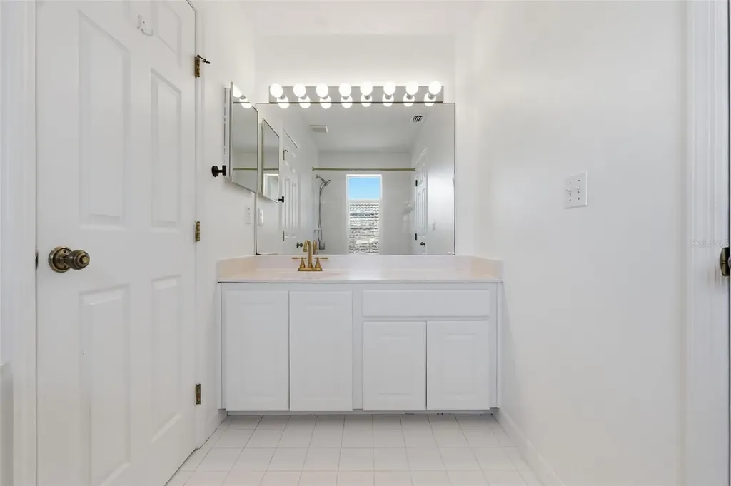 10621 Hatteras Drive Tampa FL 33615