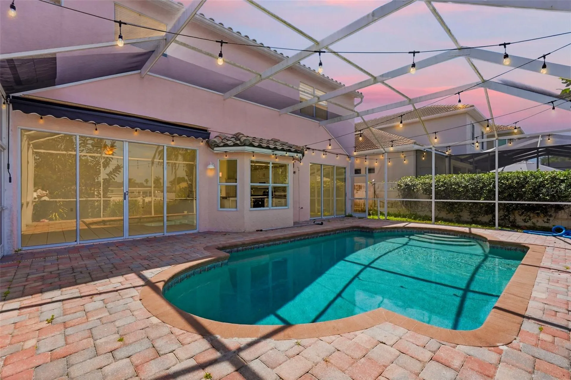 10621 Hatteras Drive Tampa FL 33615