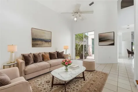 10621 Hatteras Drive Tampa FL 33615