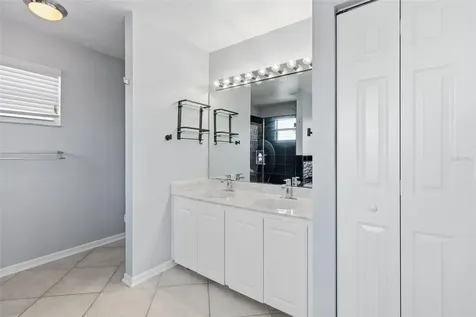 10621 Hatteras Drive Tampa FL 33615