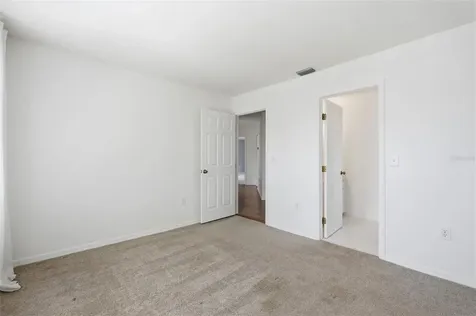 10621 Hatteras Drive Tampa FL 33615