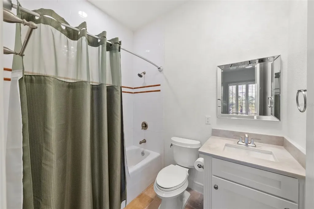 2028 Illinois Avenue NE St Petersburg FL 33703