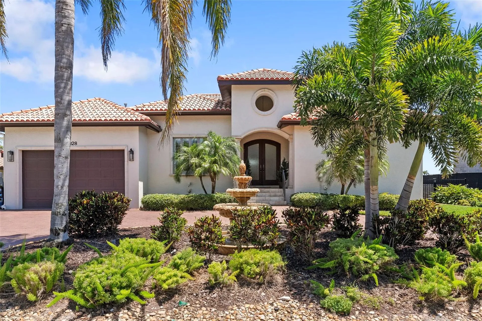 2028 Illinois Avenue NE St Petersburg FL 33703