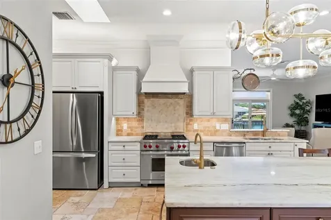 2028 Illinois Avenue NE St Petersburg FL 33703