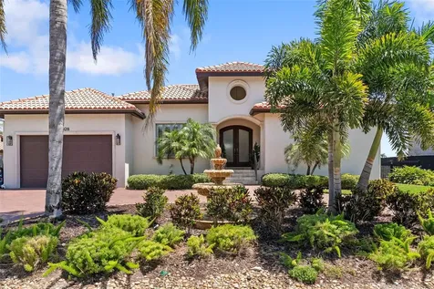 2028 Illinois Avenue NE St Petersburg FL 33703