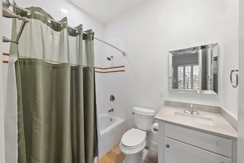 2028 Illinois Avenue NE St Petersburg FL 33703