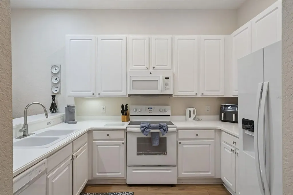 313 Lucaya Loop Davenport FL 33897