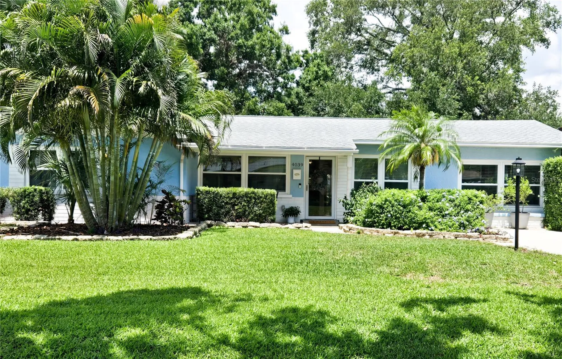 4039 Alberca Way S St Petersburg FL 33712