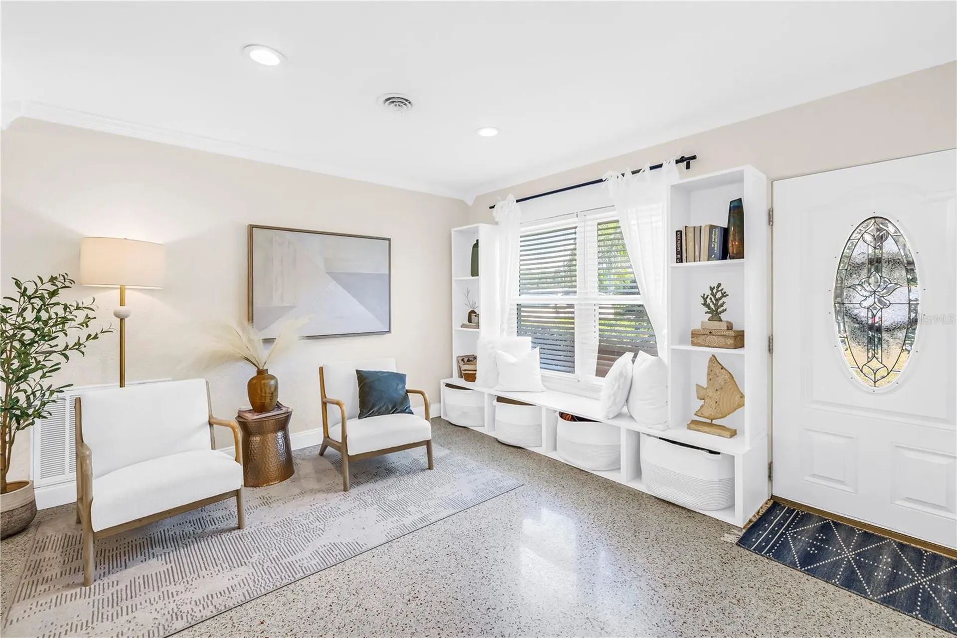 4039 Alberca Way S St Petersburg FL 33712