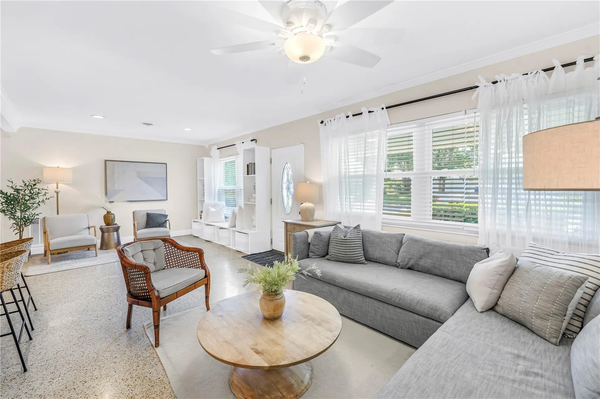 4039 Alberca Way S St Petersburg FL 33712