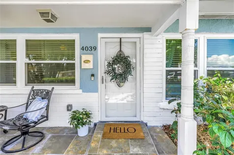 4039 Alberca Way S St Petersburg FL 33712