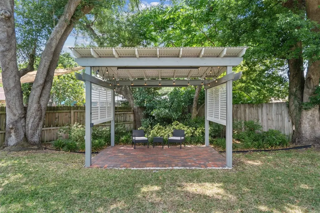 1007 E Jean Street Tampa FL 33604