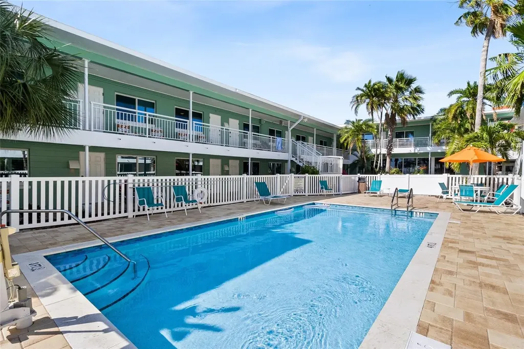 11730 Gulf Boulevard St Petersburg FL 33706