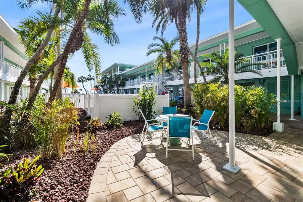 11730 Gulf Boulevard St Petersburg FL 33706