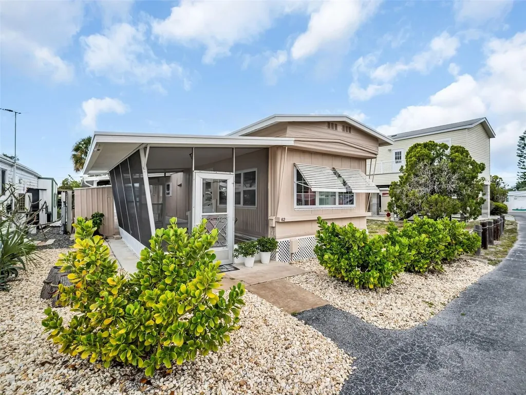800 Chesapeake Drive Tarpon Springs FL 34689