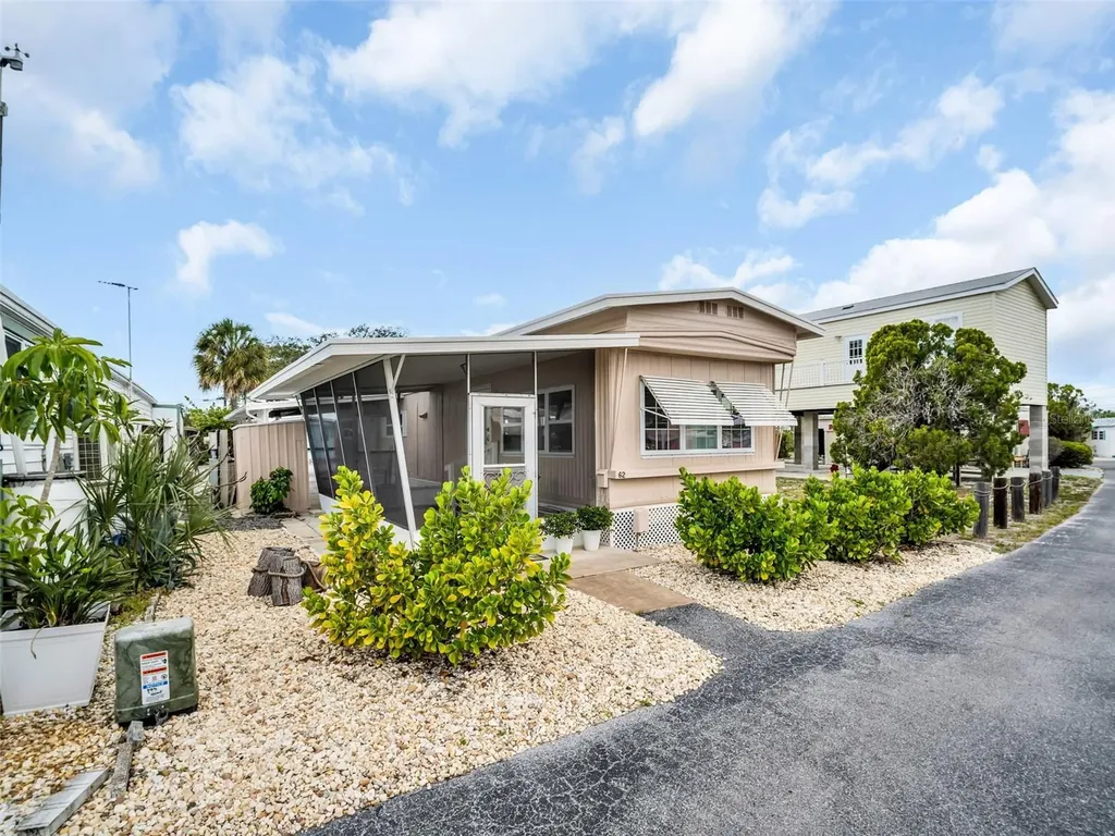 800 Chesapeake Drive Tarpon Springs FL 34689