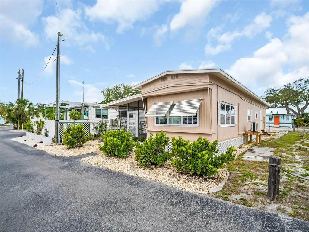 800 Chesapeake Drive Tarpon Springs FL 34689