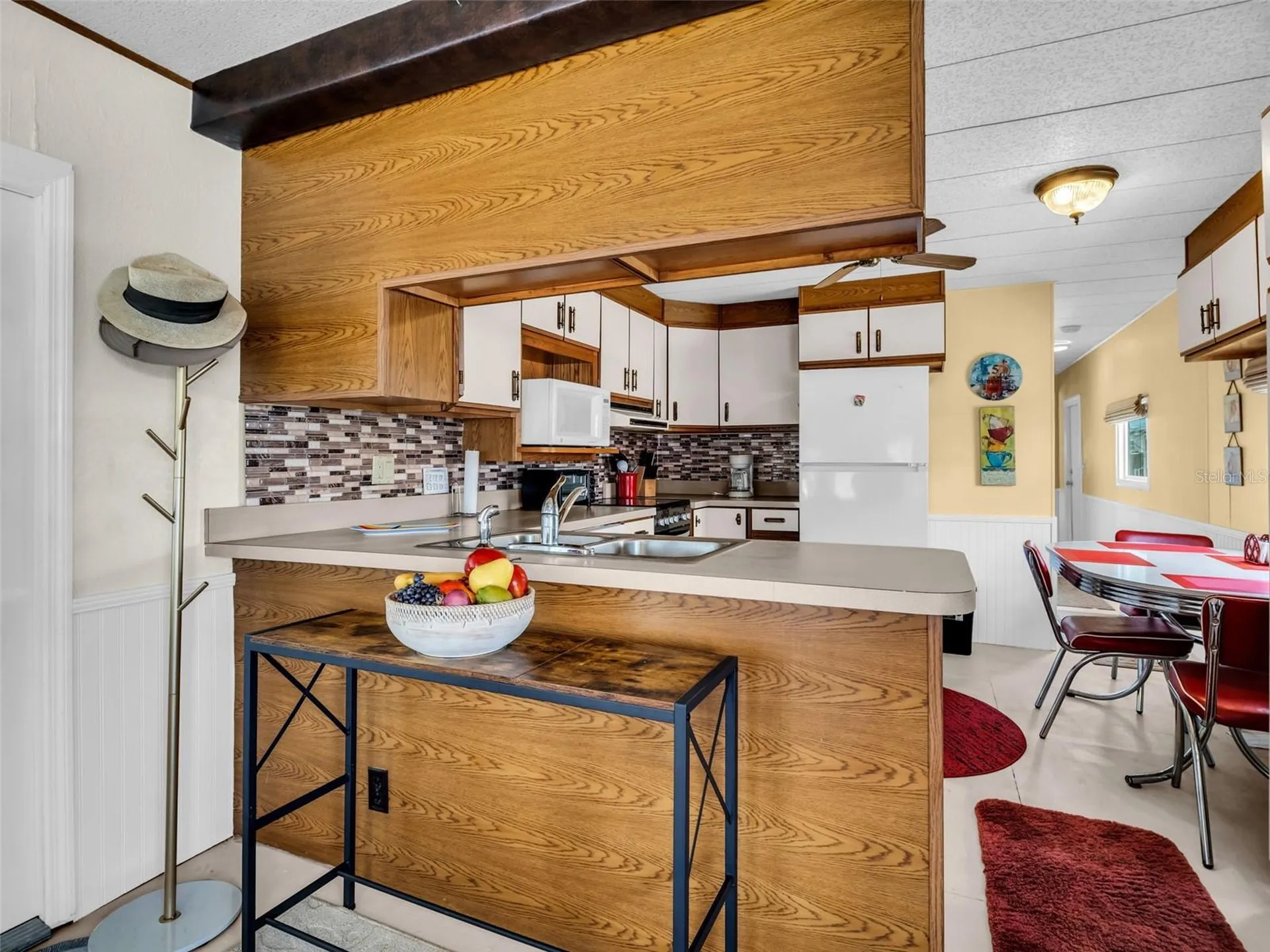 800 Chesapeake Drive Tarpon Springs FL 34689