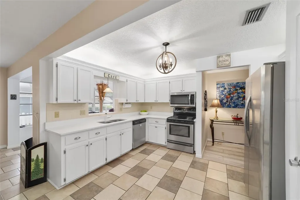8625 SW 94 Lane Ocala FL 34481