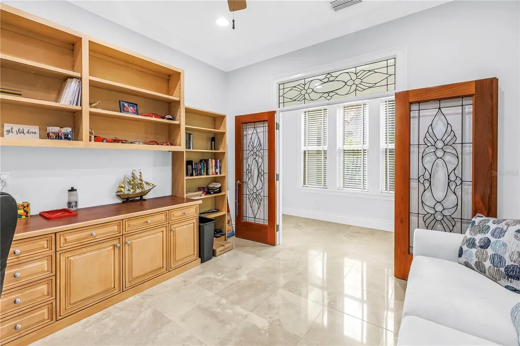 1133 Abbeys Way Tampa FL 33602