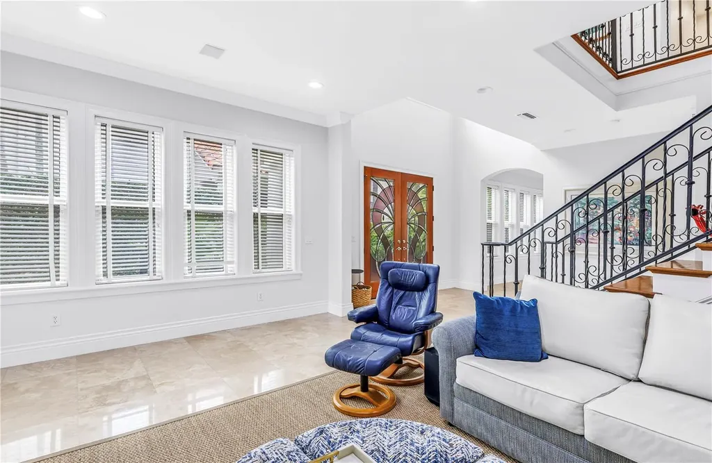 1133 Abbeys Way Tampa FL 33602